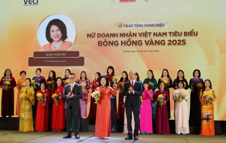 CHỦ TỊCH HANEL BÙI THỊ HẢI YẾN ĐƯỢC VINH DANH NỮ DOANH NHÂN VIỆT NAM TIÊU BIỂU – BÔNG HỒNG VÀNG NĂM 2025